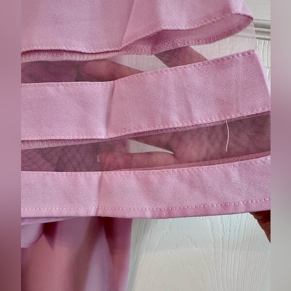 ROSKIKI 3/4 bell sleeve soft pink V-neck - Picture 4 of 7